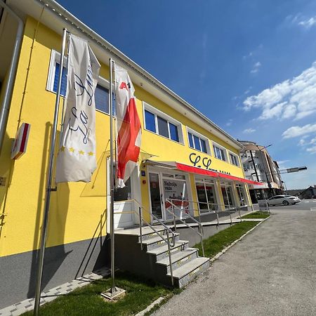 La Luna Deluxe apartman 5* + besplatan natkriveni parking Nasice Exteriör bild