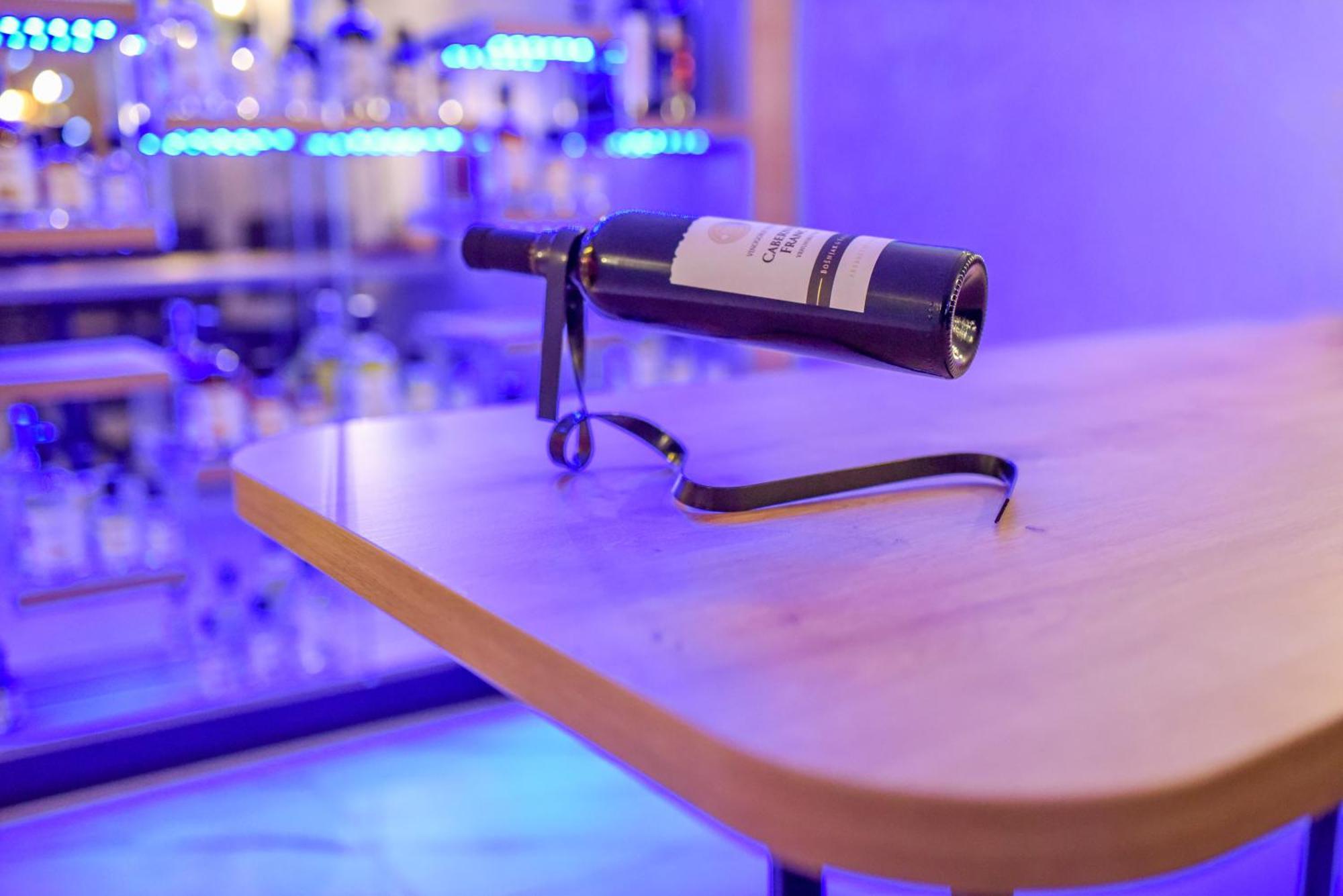 La Luna Deluxe apartman 5* + besplatan natkriveni parking Nasice Exteriör bild